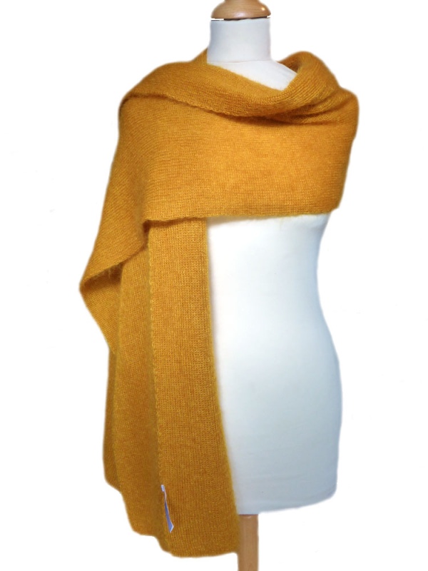 Echarpe cotes mohair et soie jaune soleil