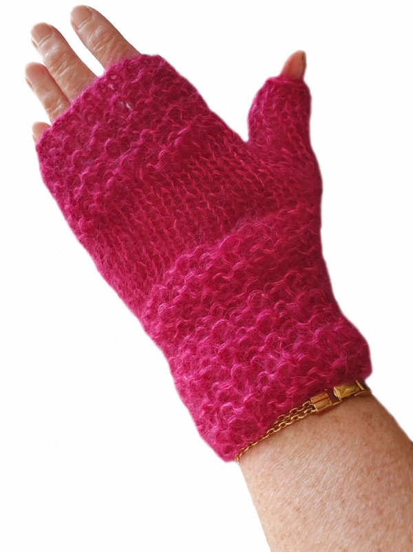 Mitaines mohair et soie rose fushia